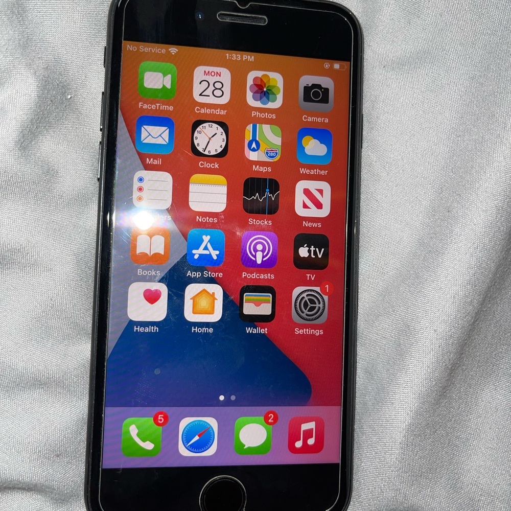 iphone SE - Picture 4 of 5